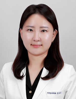 Shin Hyo Shim 사진